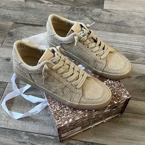 Vintage Havana Good much charm sneakers in matte gold